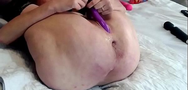  squirting mom has intense orgasms spread wide pussy mature milf
